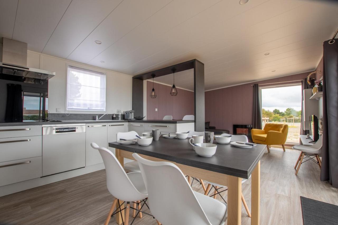 Chalet Pour 6, Residence De Vacances Avec Piscine 布雷蒂诺斯梅尔 外观 照片